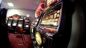 Pemain boz388 merayakan kemenangan besar sportsbook dan slot online